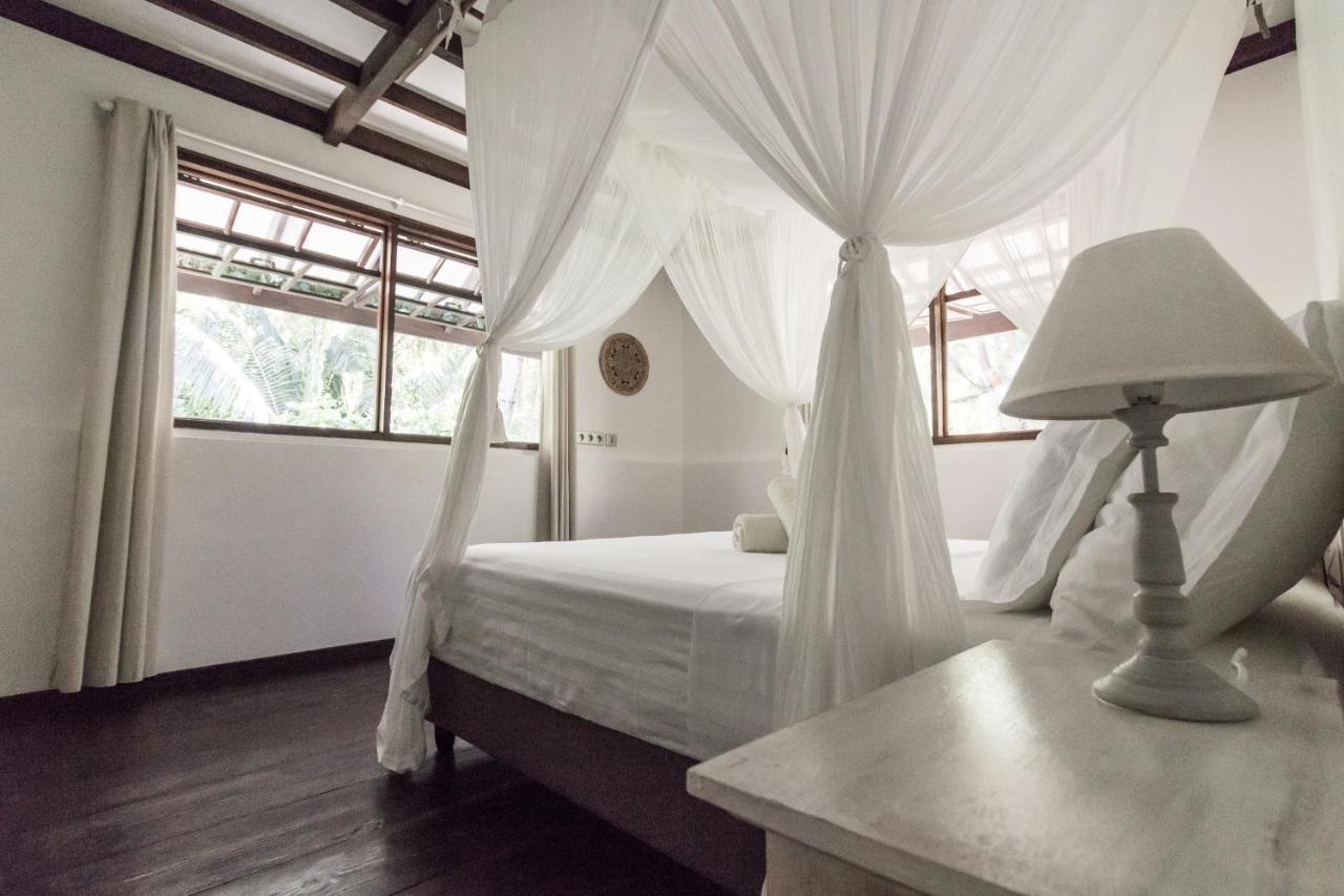Le Coconut Lodge Avatoru Dış mekan fotoğraf